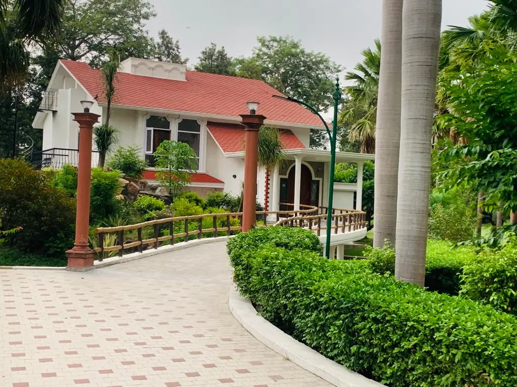 Image of Farm house for sale in Chattarpur Delhi NCR